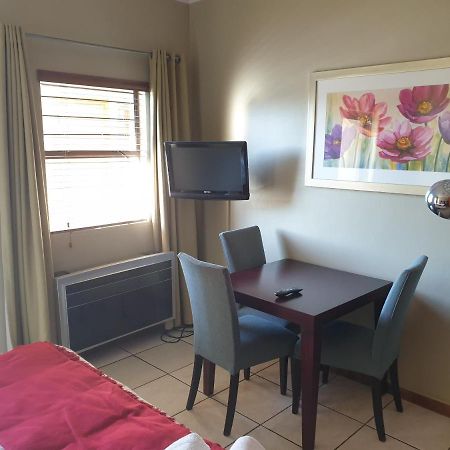 Grosvenor Apartments Pretoria Bagian luar foto