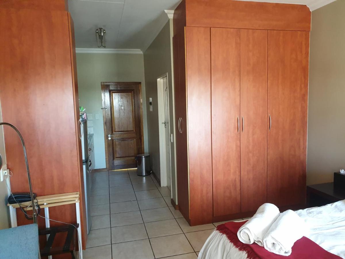 Grosvenor Apartments Pretoria Bagian luar foto