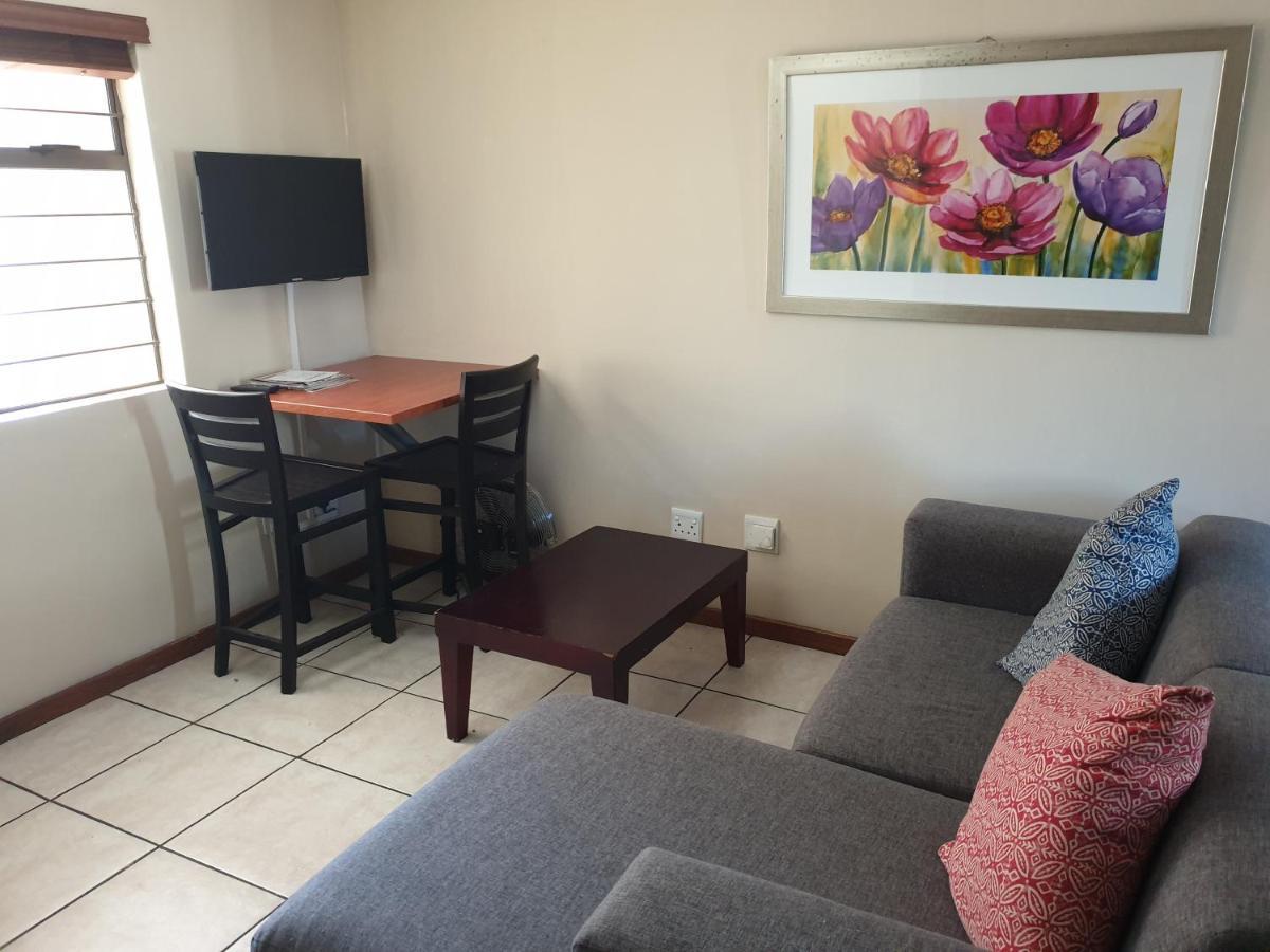 Grosvenor Apartments Pretoria Bagian luar foto