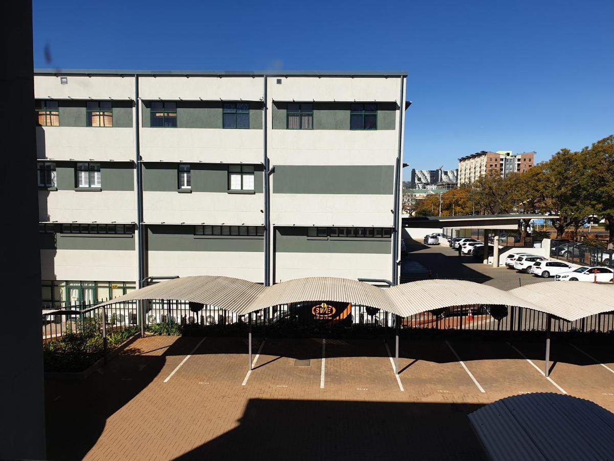 Grosvenor Apartments Pretoria Bagian luar foto