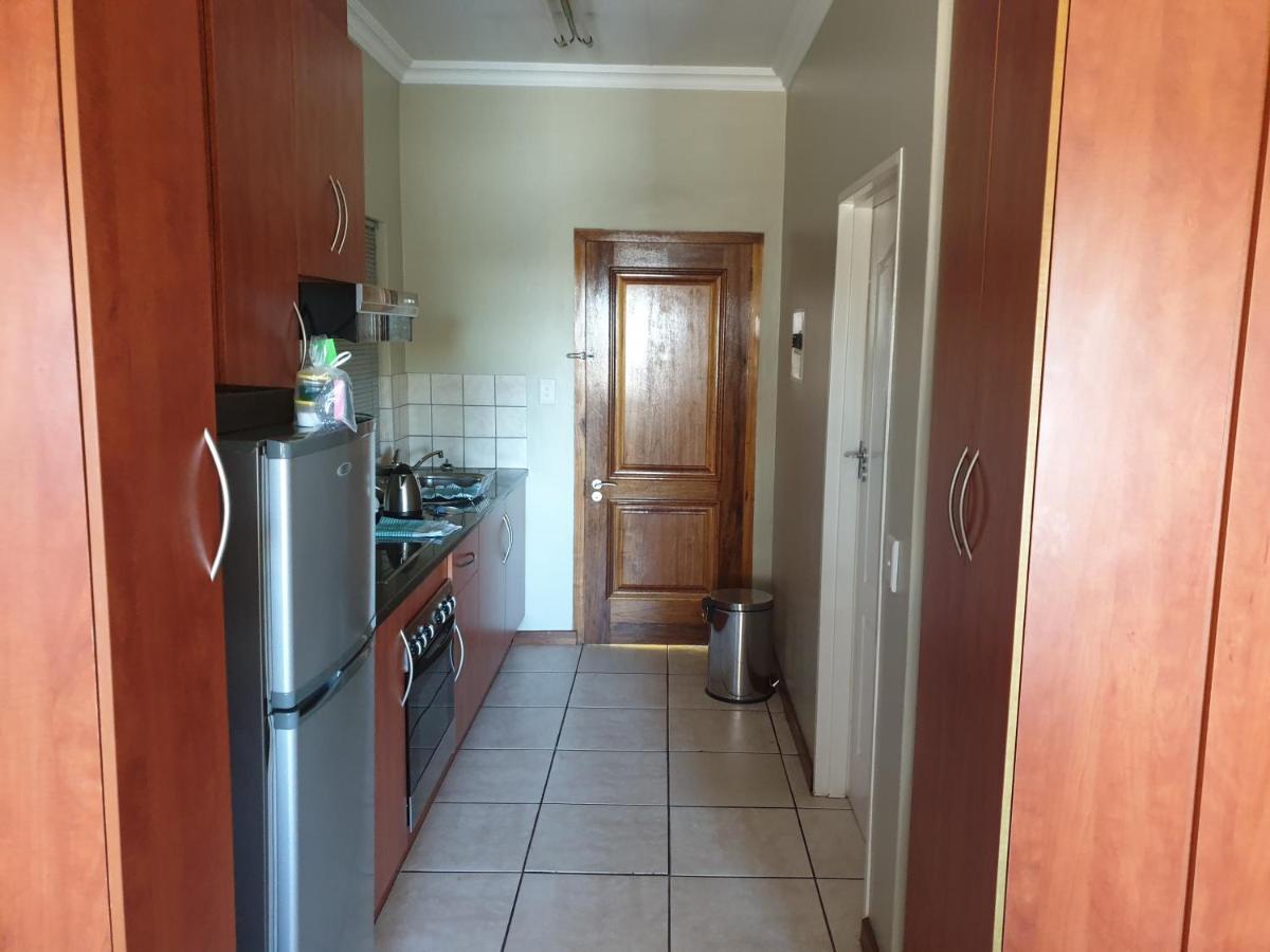 Grosvenor Apartments Pretoria Bagian luar foto