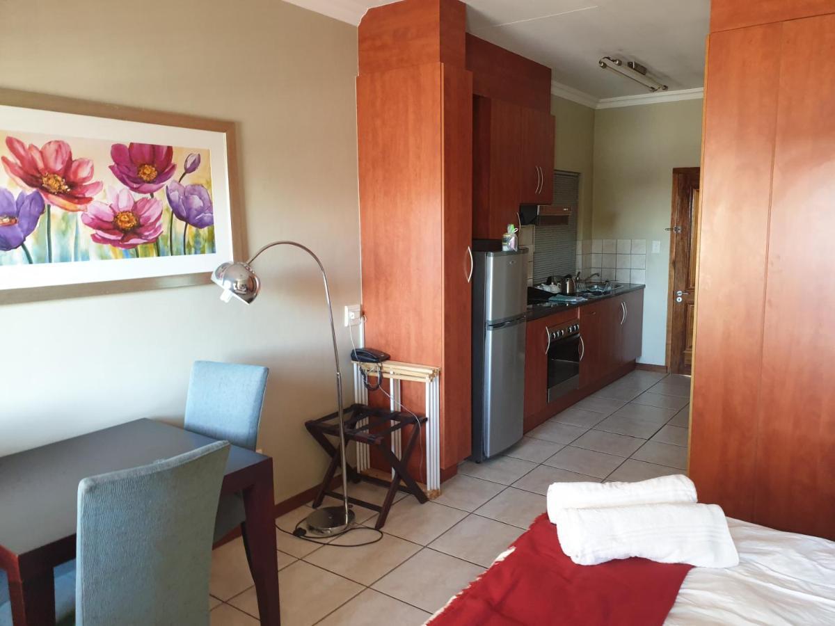 Grosvenor Apartments Pretoria Bagian luar foto