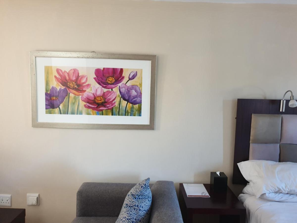 Grosvenor Apartments Pretoria Bagian luar foto