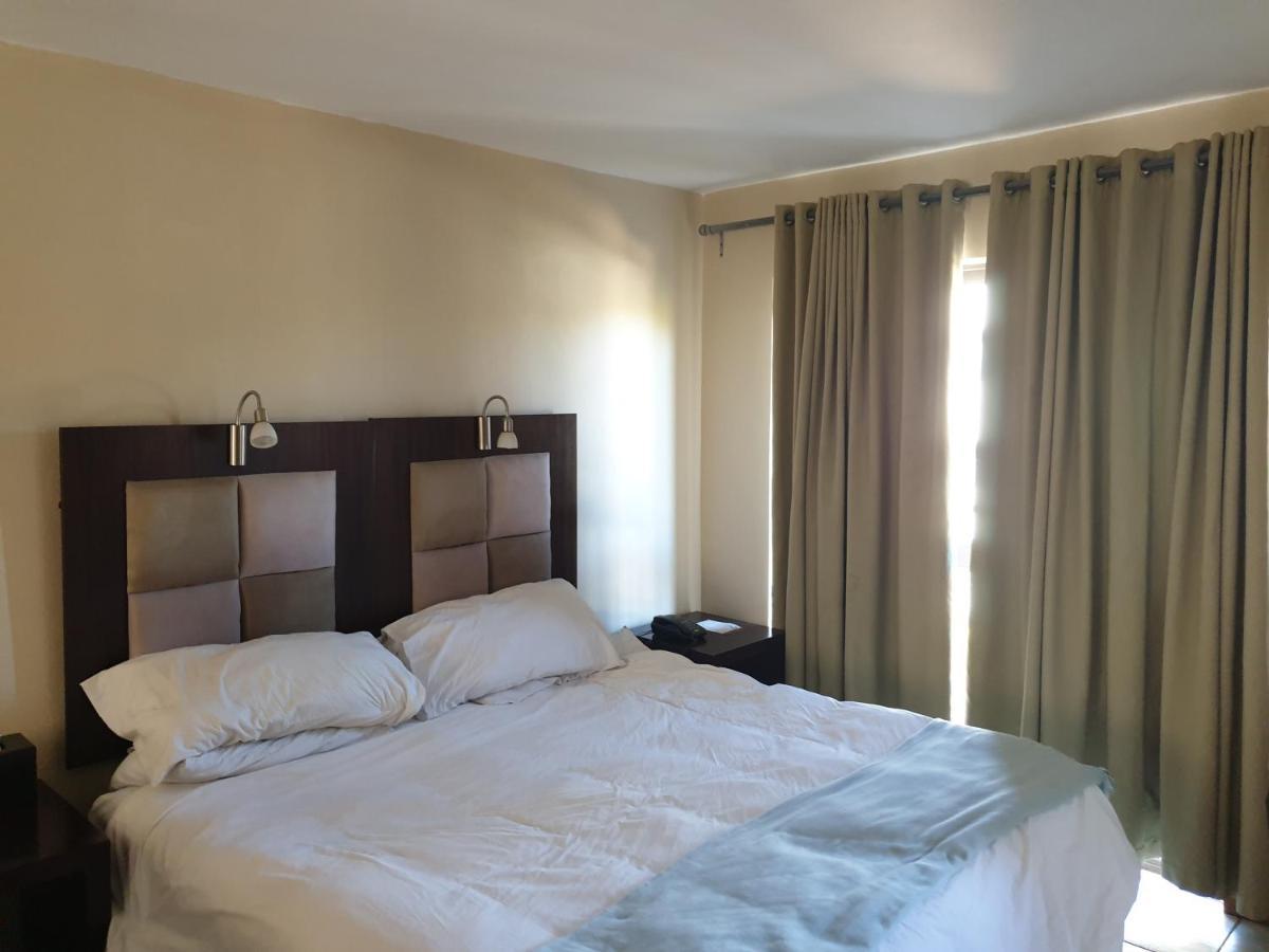 Grosvenor Apartments Pretoria Bagian luar foto